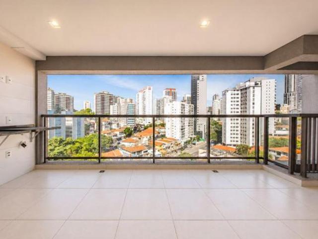 Apartamento em andar alto, com vista livre e a 5 minutos do Metrô Vila Madalena