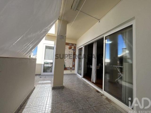 Apartamento T2 em Armação de Pêra