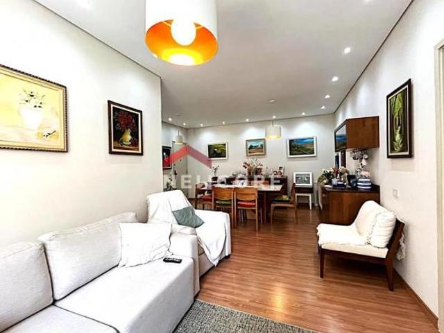 Apartamento em Avenida Ana Costa Gonzaga Santos/SP