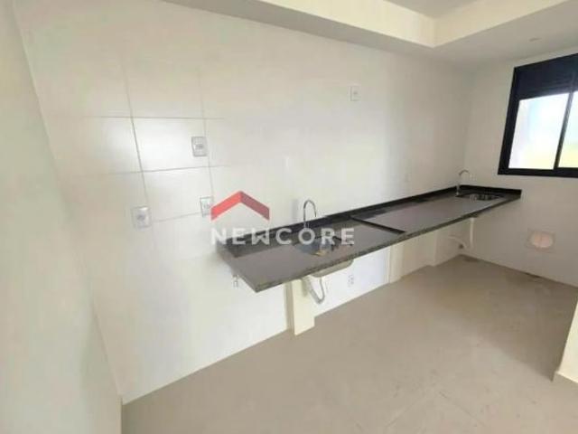 Apartamento em Avenida Carlos Artêncio Fragata Marília/SP