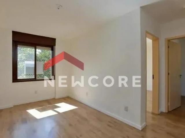 Apartamento em Avenida Eduardo Prado Cavalhada Porto Alegre/RS