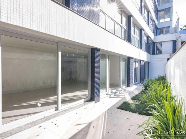 Apartamento em Avenida Guaíba Vila Assunção Porto Alegre/RS
