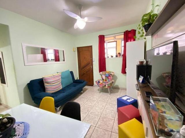 Apartamento em Avenida Presidente Wilson Gonzaga Santos/SP
