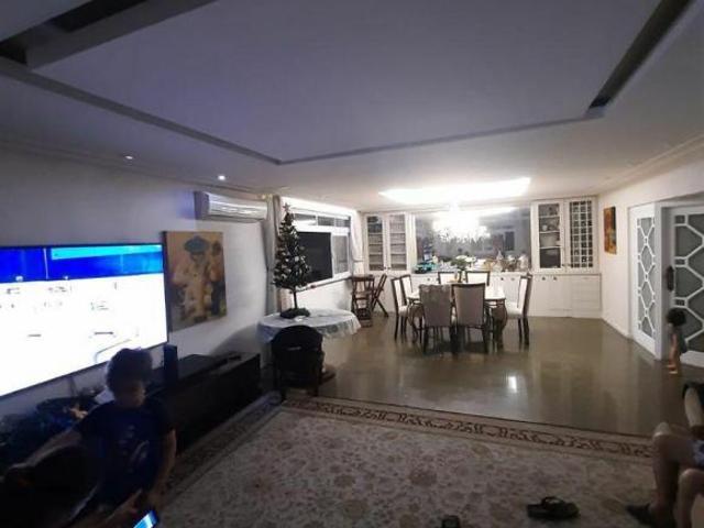 Apartamento em Avenida Presidente Wilson José Menino Santos/SP