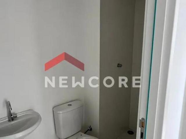 Apartamento em Avenida Professor Luiz Ignácio Anhaia Mello Vila Graciosa São Paulo/SP
