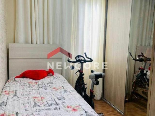 Apartamento em Avenida Sara Zirlis Vila Lutécia Santo André/SP
