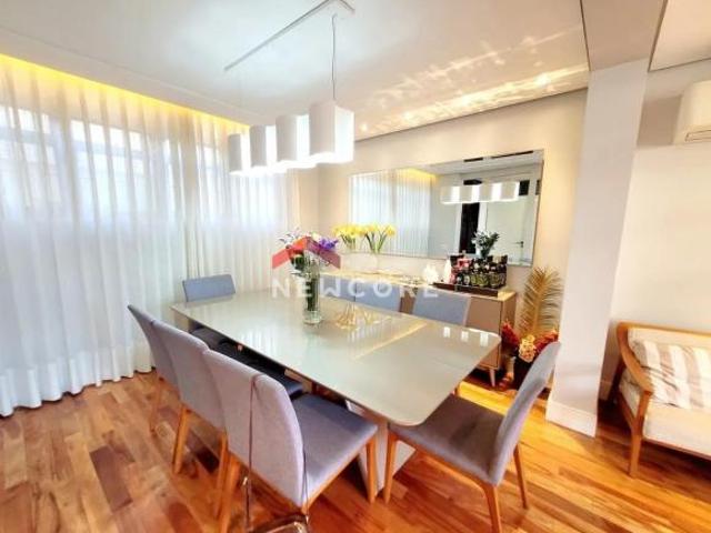 Apartamento em Avenida Venâncio Aires Farroupilha Porto Alegre/RS