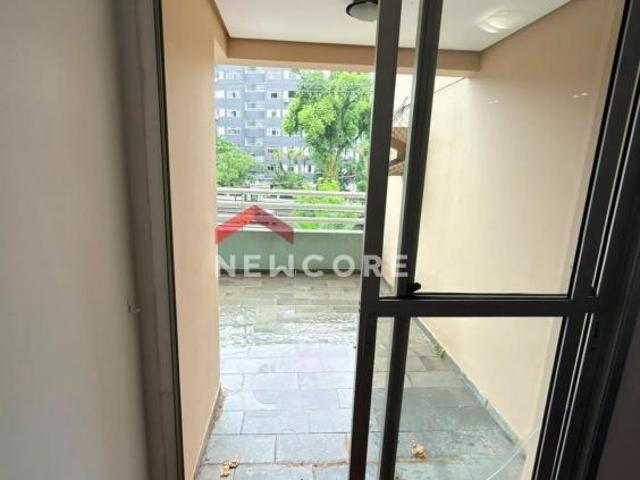 Apartamento em Avenida Washington Luís Vila Mathias Santos/SP