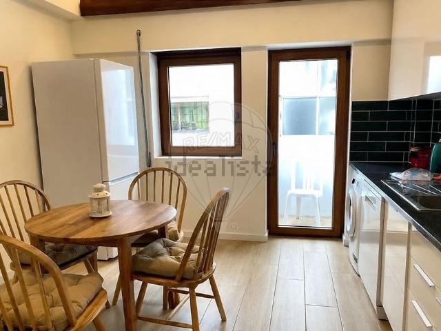 Apartamento em Baixa de Santo António Alboi, Glória e Vera Cruz