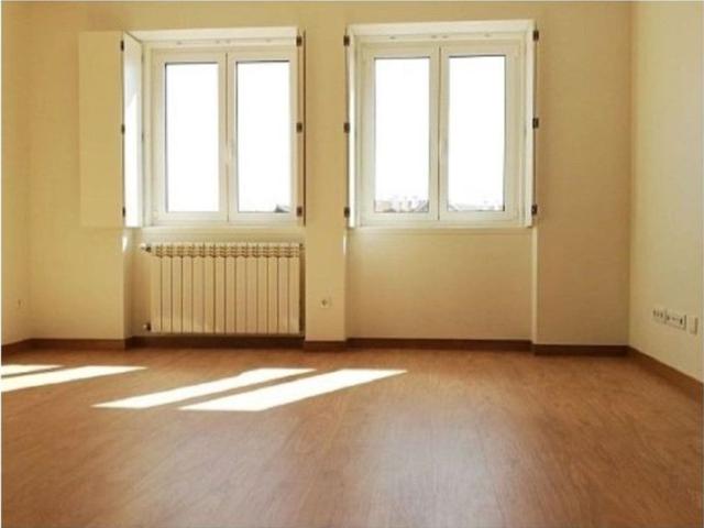 Apartamento em Bairro do Liceu 5 Bicas, Glória e Vera Cruz