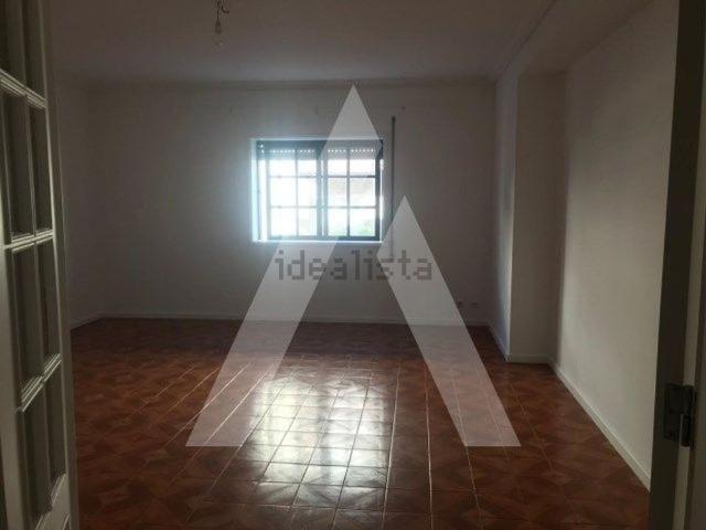 Apartamento em Bairro do Liceu 5 Bicas, Glória e Vera Cruz