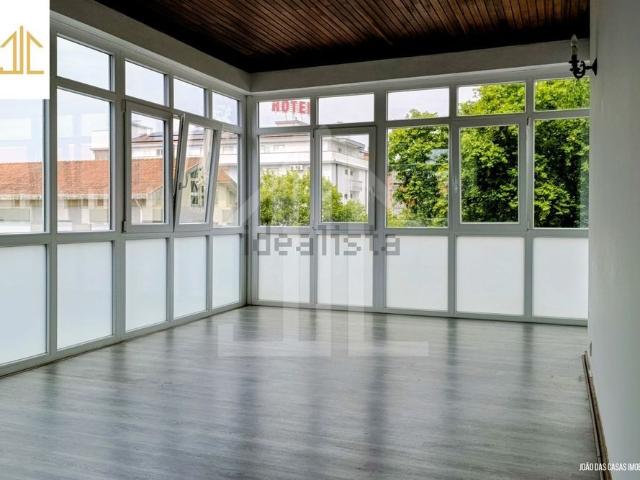 Apartamento em Bairro do Liceu 5 Bicas, Glória e Vera Cruz