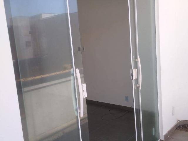 Apartamento em bairro residencial lado da praia