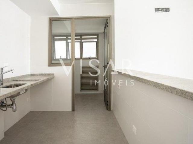 Apartamento em Bertioga com varanda gourmet