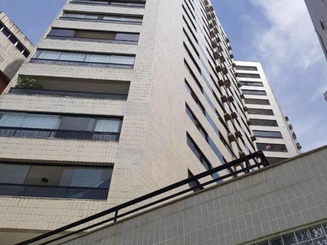 Apartamento em Boa Viagem, Recife/PE de 175m² 4 quartos para locação R$ 10.000,00/mes