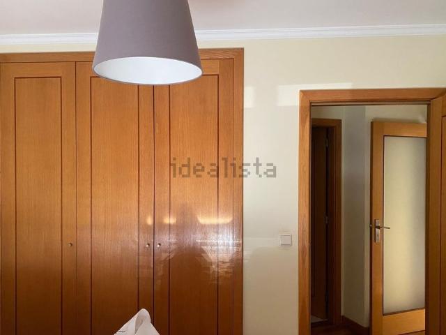 Apartamento em Candal Regadas, Santa Marinha