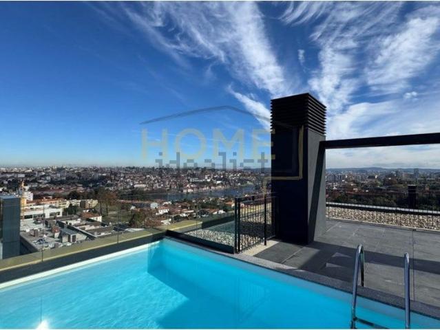 Apartamento em Candal Regadas, Santa Marinha