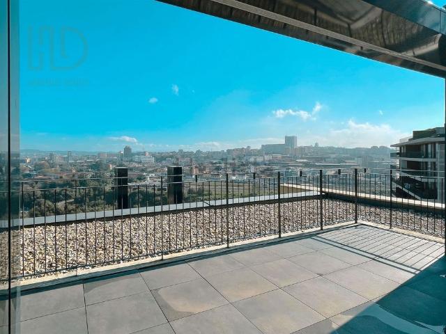 Apartamento em Candal Regadas, Santa Marinha