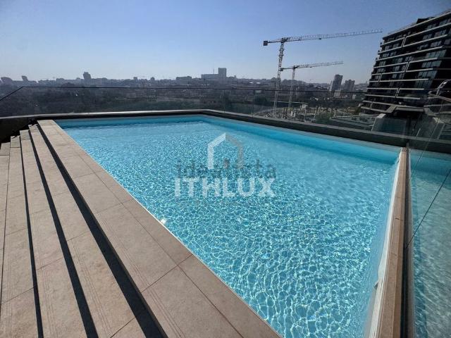 Apartamento em Candal Regadas, Santa Marinha