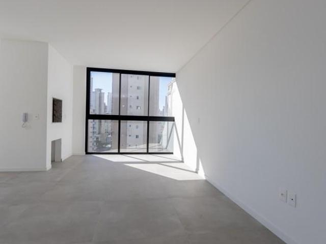 Apartamento em Centro, Balneário Camboriú/SC de 135m² 4 quartos à venda por R$ 2.499.700,00