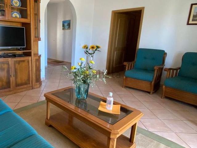 Apartamento em Centro de Guia, Guia