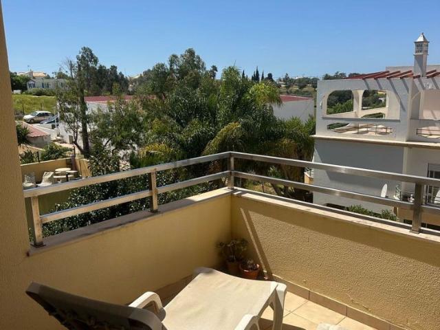 Apartamento em Centro de Guia, Guia