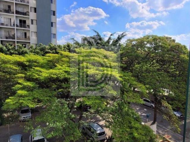Apartamento em Condomínio Clube na Vila Sônia Av. Eliseu de Almeida