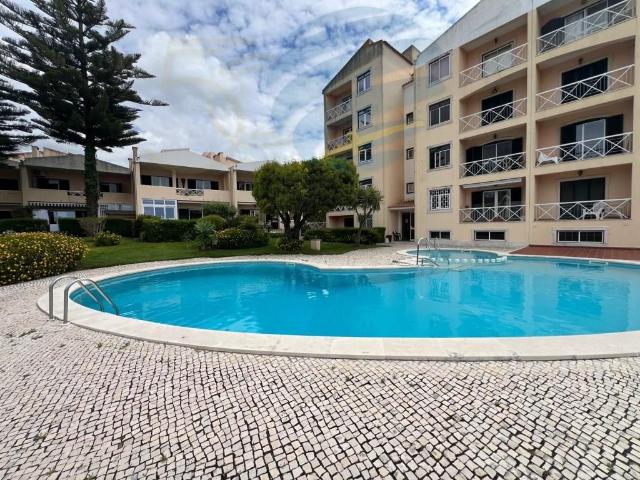 Apartamento em condomínio com piscina, no Monte Estoril 75m² Cascais e Estoril