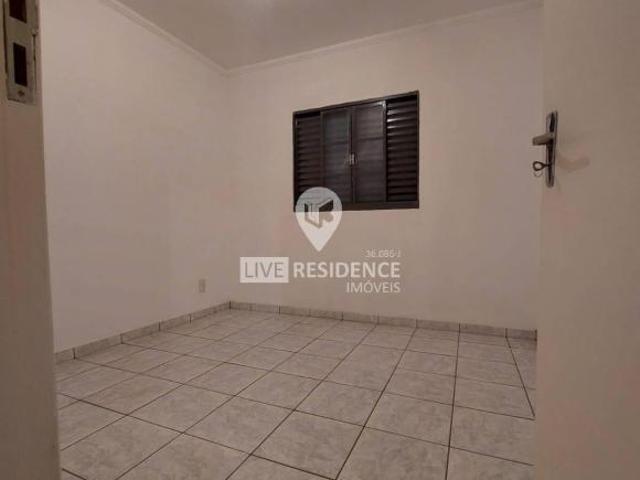 Apartamento em Condomínio Residencial Beija Flor, Itatiba/SP de 60m² 3 quartos à venda por R$ 270.00