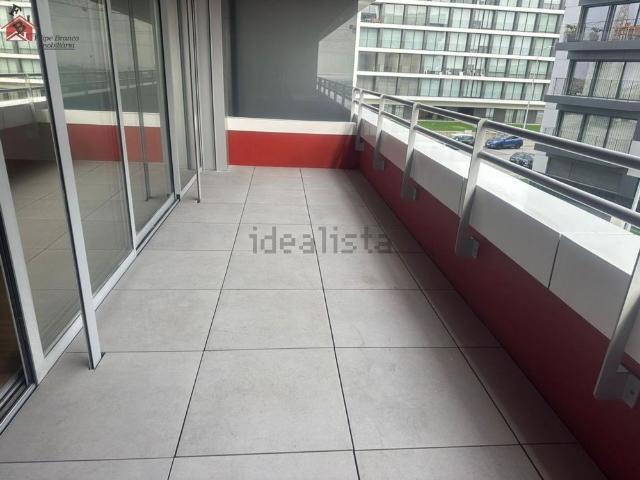 Apartamento em Coimbrões, Santa Marinha
