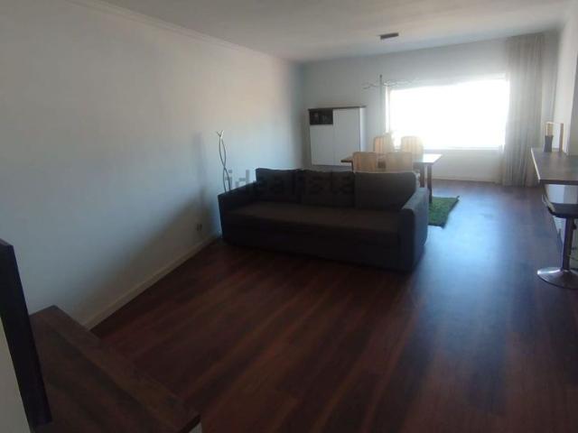 Apartamento em Coimbrões, Santa Marinha