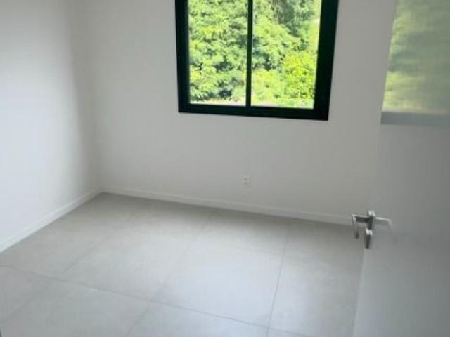 Apartamento em Coqueiros, Florianópolis/SC de 59m² 2 quartos à venda por R$ 769.600,00