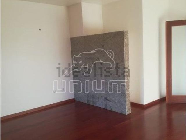 Apartamento em Darque