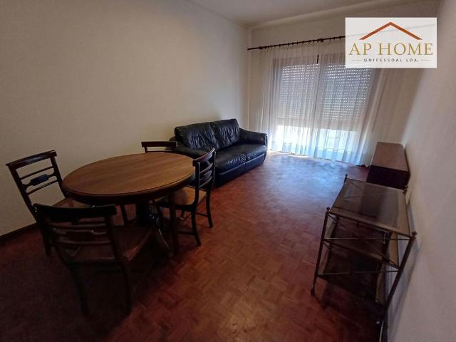 Apartamento em Estação Avenida, Glória e Vera Cruz