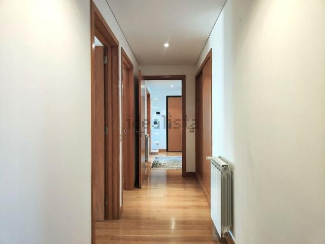 Apartamento em Estação Avenida, Glória e Vera Cruz