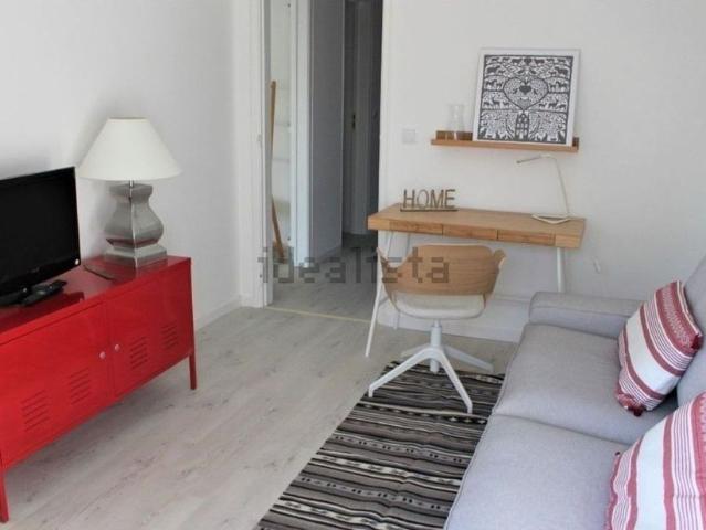 Apartamento em Estrada de Benfica, São Domingos de Benfica