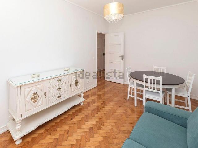 Apartamento em Estrada de Benfica, São Domingos de Benfica