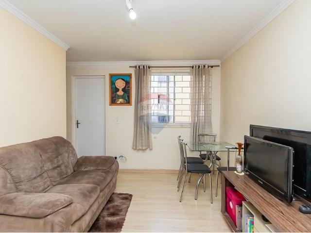 Apartamento em Ganchinho, Curitiba/PR de 43m² 2 quartos à venda por R$ 182.600,00