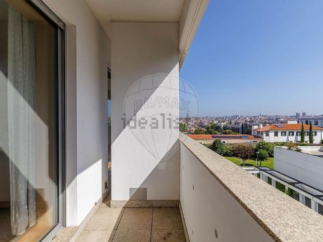 Apartamento em General Torres, Santa Marinha