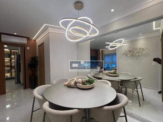 Apartamento em Gonzaga, Santos/SP de 100m² 3 quartos à venda por R$ 2.135.000,00