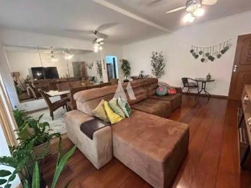 Apartamento em Gonzaga, Santos/SP de 133m² 3 quartos à venda por R$ 800.000,00