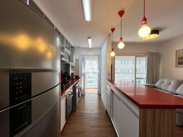 Apartamento em Gonzaga, Santos/SP de 80m² 2 quartos à venda por R$ 1.100.000,00