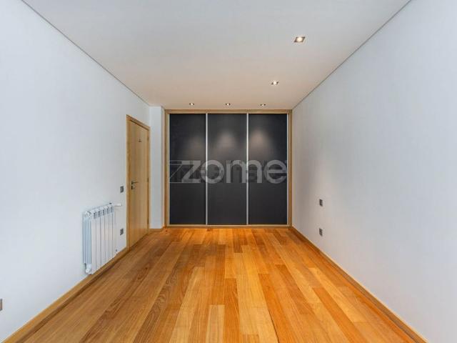 Apartamento em Grijó