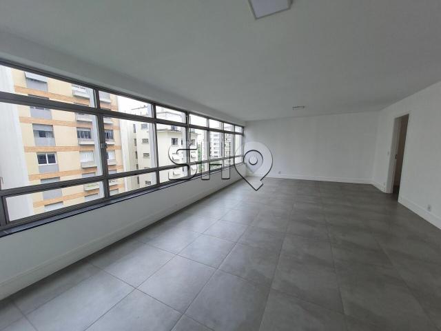 Apartamento em Higienópolis com 4 dormitórios e 2 vagas