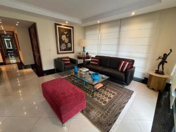 Apartamento em Indianópolis com 230 m²!
