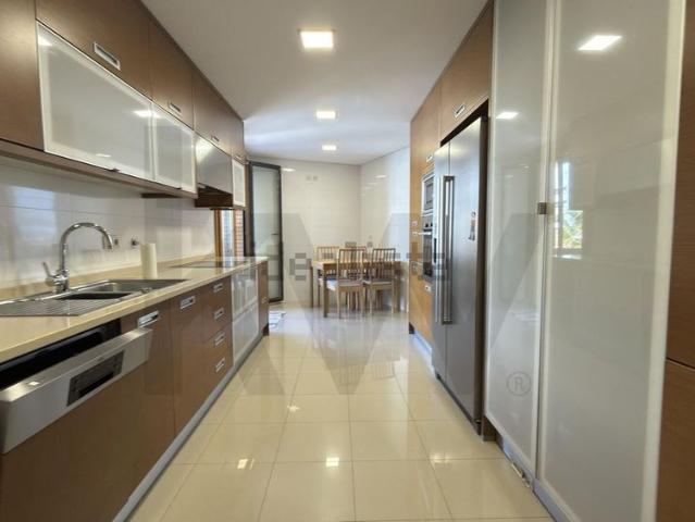Apartamento em Infantado, Loures