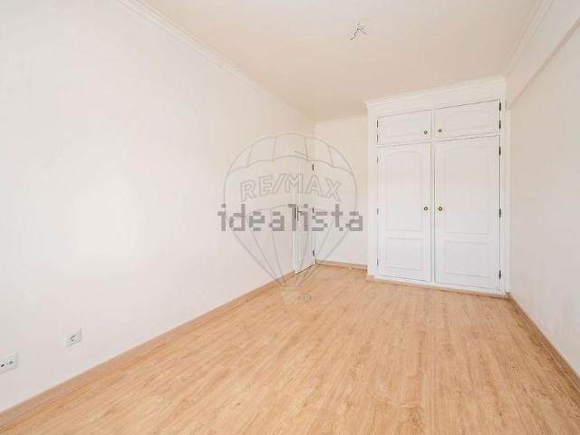 Apartamento em Infantado, Loures