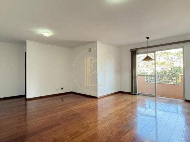 Apartamento em Jardim dos Estados Poços de Caldas