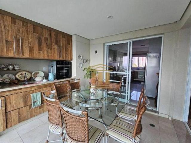 Apartamento em Jardim das Colinas, São José dos Campos/SP de 190m² 4 quartos à venda por R$ 2.340.00