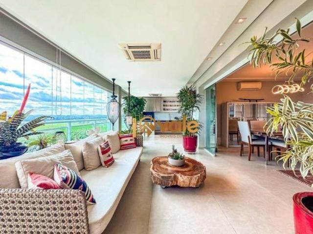 Apartamento em Jardim das Colinas, São José dos Campos/SP de 259m² 4 quartos à venda por R$ 3.250.00